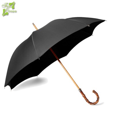 2018 Hot sale wooden shaft bamboo handle umbrella